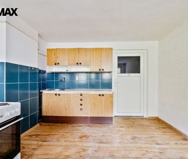Pronájem bytu 1+1 30 m², Dobešov, Černovice - Photo 2