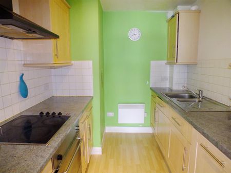 1 bedroom flat to rent - Photo 5