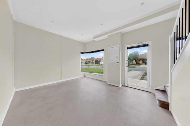 FUNKY STUDIO TOWN RESIDENCE - Photo 1