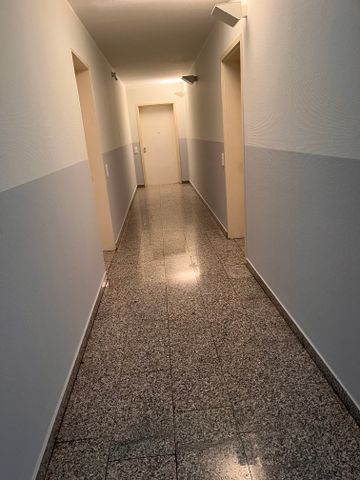 2-Raum-Wohnung, 46,7 m², Lift, Bad mit Wanne & Fenster, separates WC. - Photo 5
