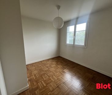 Location Appartement 5 pièces 78m² RENNES 35700 - Photo 3