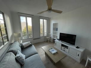 Location Appartement 3 pièces 50m² MARSEILLE 2ème - Photo 1