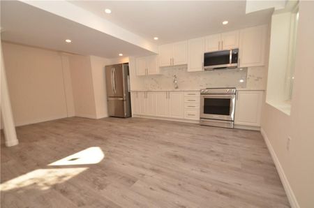 For Lease - 4 Findlay Drive Unit# B, Hamilton, Ontario - Photo 5