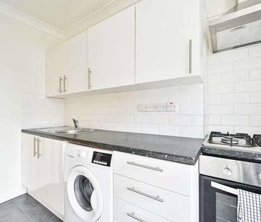 Belgrave Gardens, St John's Wood, NW8 - Photo 3