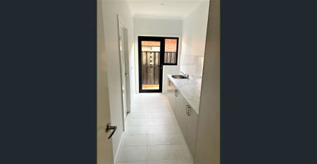 Quality Central Two Bedroom Unit - Photo 2