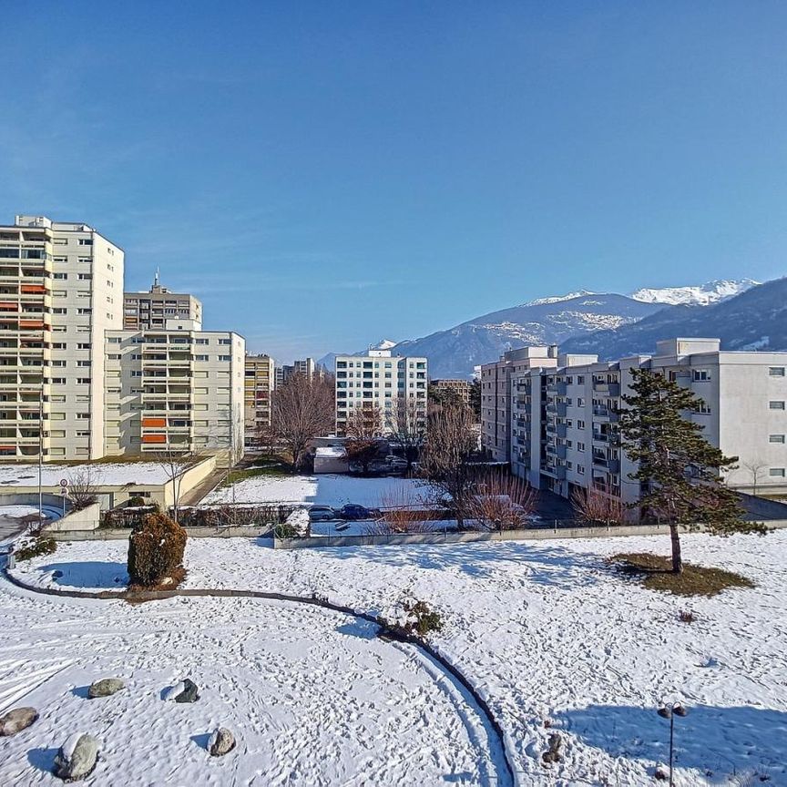 Sion, appartement récent de 2.5 pces dans le quartier des Potences - Foto 1