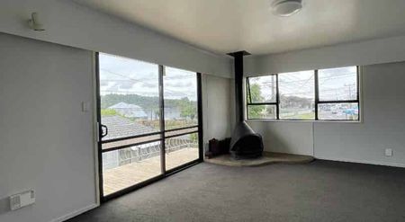 Spacious Family Living in Henderson Valley - Photo 2