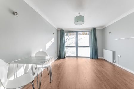 1 bedroom flat to rent - Photo 2