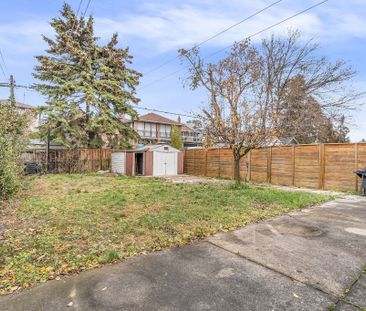 For Lease - 266 Westwood Avenue, Toronto, Ontario - Photo 6