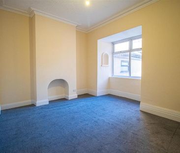 4 bedroom terraced house to rent - Photo 5