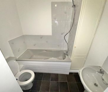 Charlecote Park, Newdale, Telford, TF3 - Photo 4