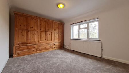 3 bedroom detached house to rent - Photo 4