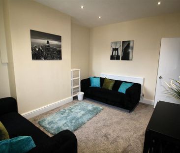 5 bedroom private hall to rent - Photo 5
