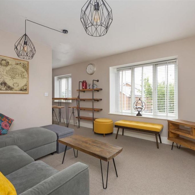 2 bedroom flat to rent - Photo 1