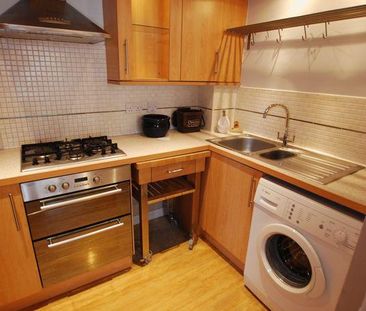 2 bedroom terraced house to rent - Photo 6