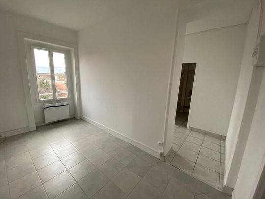Location Appartement 2 pièces 34m² DECINES CHARPIEU 69150 - Photo 1