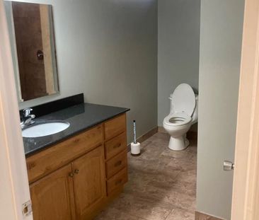 For Lease - 154 Fifefield Drive Unit# Basement, Vaughan, Ontario - Photo 3