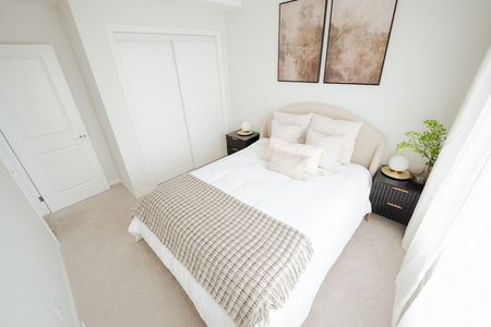 Chorus Apartments - Photo 2