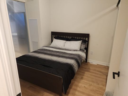 For Lease - 2300 St Clair Avenue Unit# 107, Toronto, Ontario - Photo 1