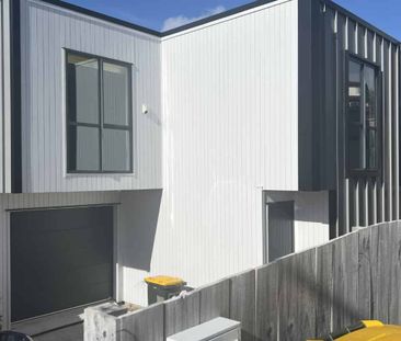 41 Waka Street, Albany Heights - Photo 1