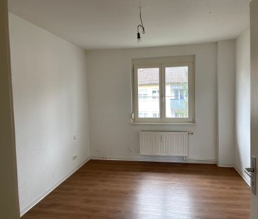 Kurze Wege zu S-Bahn, Bus und Einkauf! - Foto 1