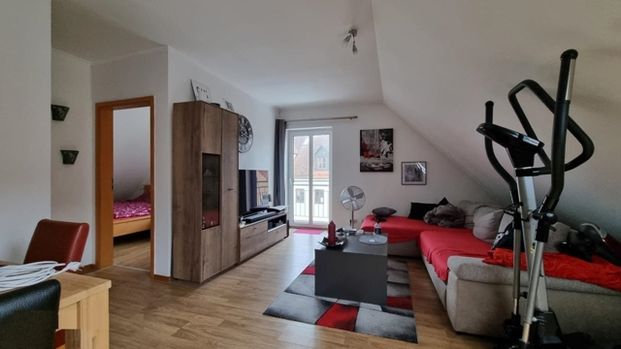 Gemütliche Dachgeschosswohnung ideal für Paare! - Photo 1