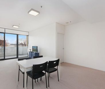 Close to EVERYTHING. Perfect for a 6 month lease! - Photo 4