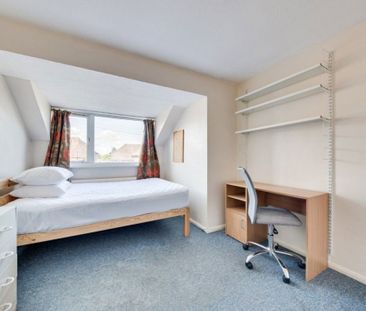 £82 p/w (£355 pcm) - Photo 6