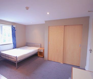 Standard Ensuite Rooms (Halls B) - Photo 5