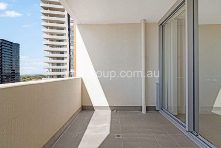 Bright & Spacious 1-Bedroom Haven | Stunning City Views | Prime Hurstville Location - Photo 5