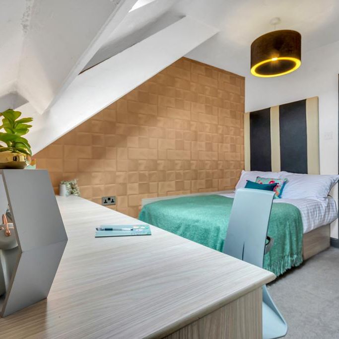 7 bedroom flat to rent - Photo 1