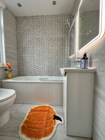 3 Bed Flat, Grangewood Street, E6 - Photo 5