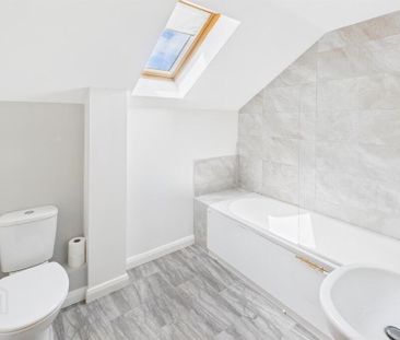 26 Fort Manor, Dundonald, Belfast, BT16 1ZA - Photo 3