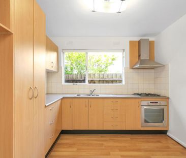 A PERFECT COMPLEMENT TO THE WILLIAMSTOWN LIFESTYLE! - Photo 5