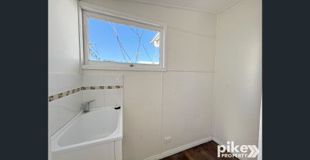 Two Bedroom Cottage - Photo 5