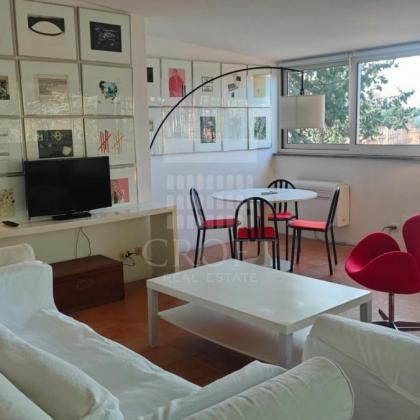 Terrace-Piazza del Popolo: Modern, furnished, spacious living room, 2 bedroom, 2 bath, fully equipped kitchen, in private villa. Large panoramic terrace. Sunny, silent, near all. Ref 1208 - Photo 2