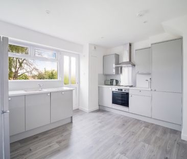 Kenmore Drive, Horfield, BS7 0TT - Photo 3