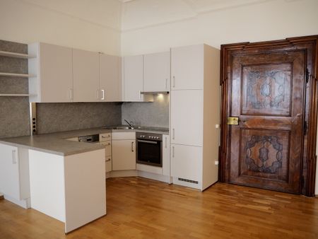 Elegante Loft-Wohnung mit Stuckdecken & Intarsientüren - Photo 3