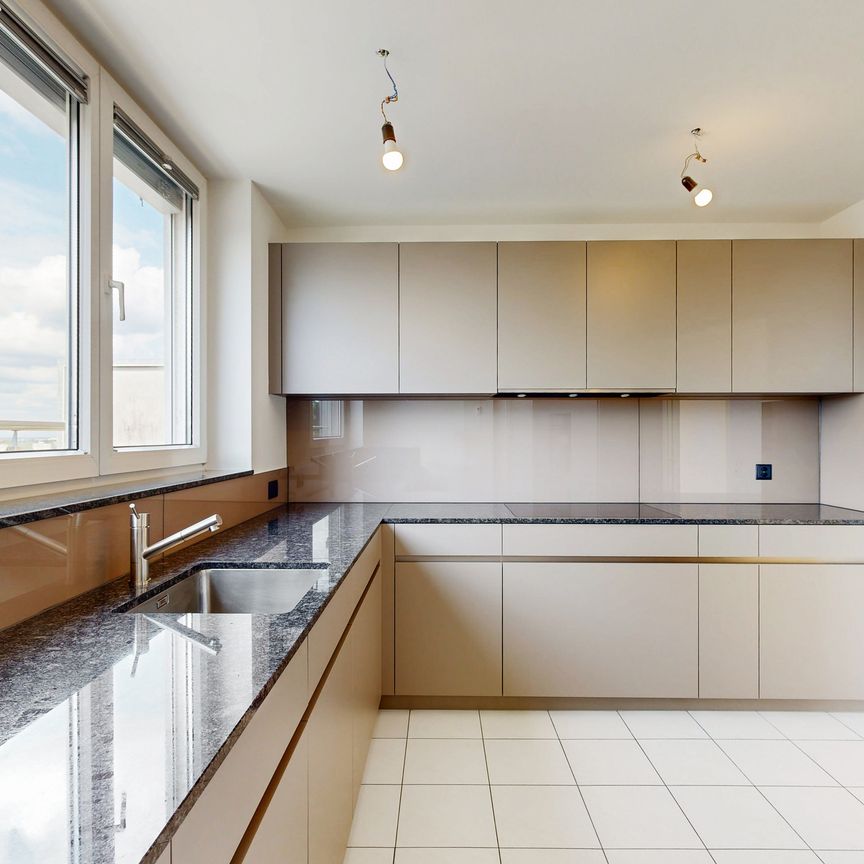 Exklusive Attika-Wohnung mit Weitblick - Photo 1