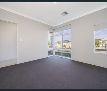 Coastal Living In Yanchep - Photo 6