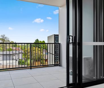 Style, Sophistication, and Convenience – 1 Bedroom Apartment at Iva... - Photo 5