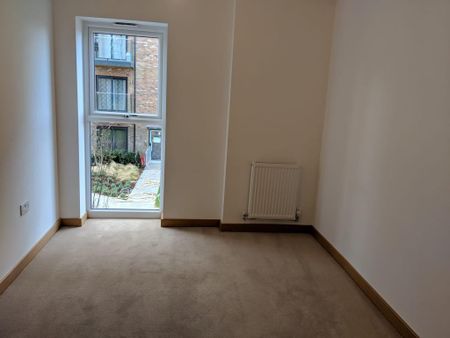 3 bedroom ground floor flat to rent - Photo 4