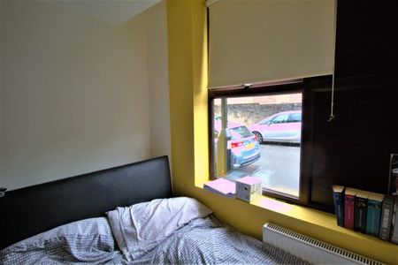 2B Porterbrook Apartments, Broomhall – BILLS INCLUDED! - Photo 2