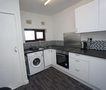 Southey Green Road, Southey, Sheffield, S5 - Photo 2