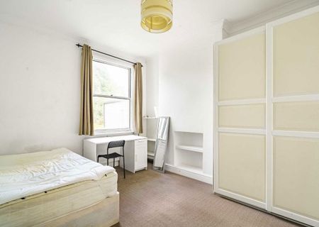 Estreham Road, SW16 5NT, London - Photo 3