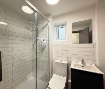 Flat B, 49 Holyhead Road - Photo 5