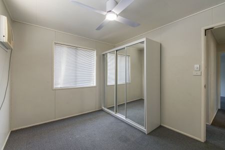 3 Bedroom Family Home ! - Photo 3