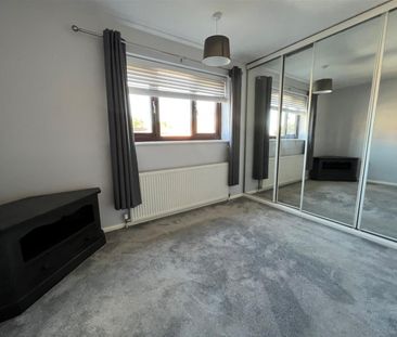 2 bedroom House To Let - Photo 3