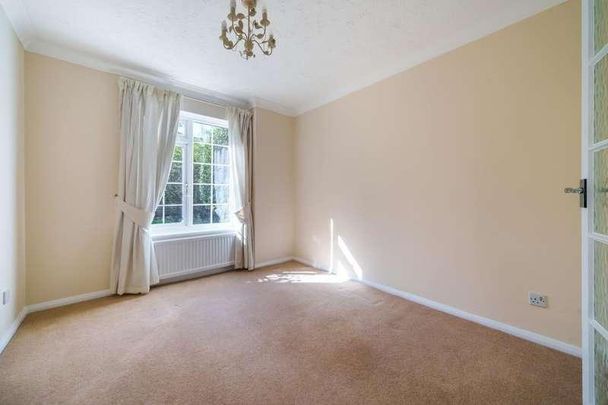 Goughs Lane, Bracknell, RG12 - Photo 1