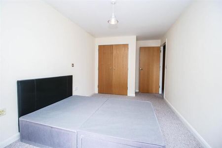 Westgate, 10 Arthur Place - Photo 4